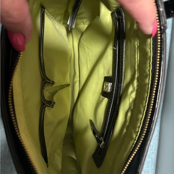 BNWOT ANNE KLEIN HAND BAG WITH BEAUTIFUL FLOWERS - Picture 3 of 3